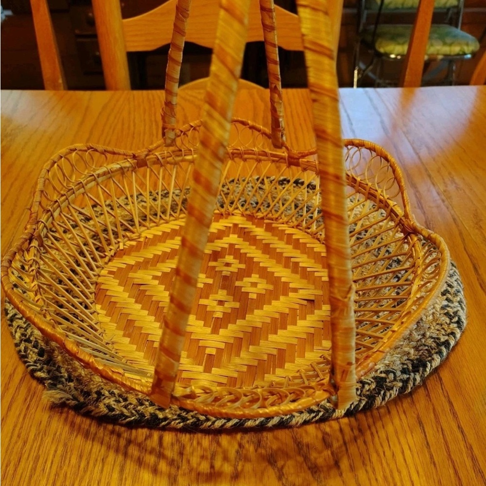 Vintage Woven French -style Double Handle Gathering Basket
